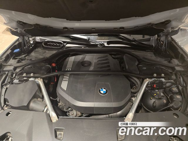 BMW 7 Series (G70) 740i sDrive M Sport 2023 — фото 6