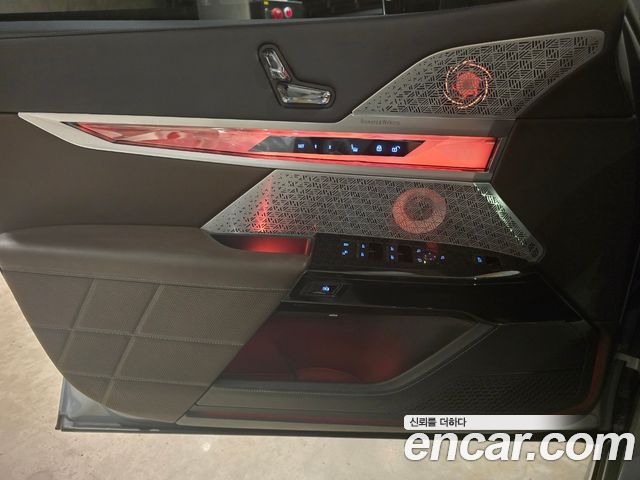 BMW 7 Series (G70) 740i sDrive M Sport 2023 — фото 20