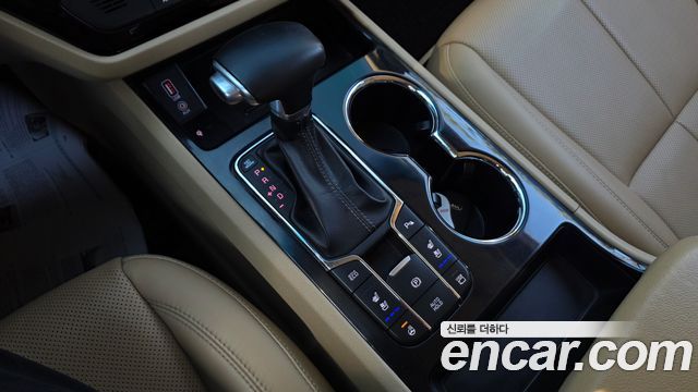Kia Carnival Gasoline 9-Seater Noblesse Special 2019 — фото 9