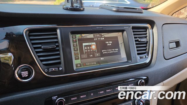 Kia Carnival Gasoline 9-Seater Noblesse Special 2019 — фото 15