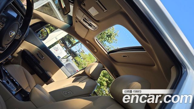 Kia Carnival Gasoline 9-Seater Noblesse Special 2019 — фото 19