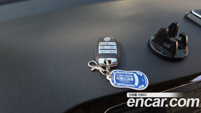 Kia Carnival Gasoline 9-Seater Noblesse Special 2019 — фото 28