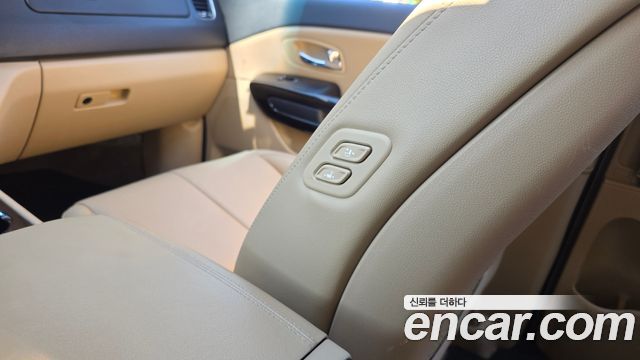 Kia Carnival Gasoline 9-Seater Noblesse Special 2019 — фото 33
