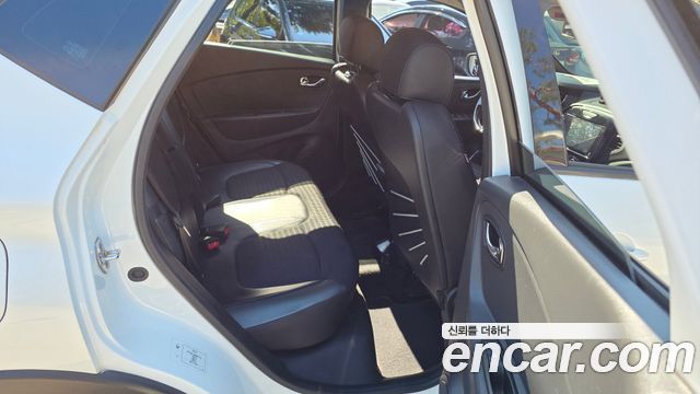 Renault Korea QM3 RE Signature 2017 — фото 12