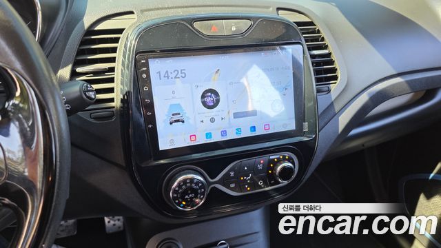 Renault Korea QM3 RE Signature 2017 — фото 14
