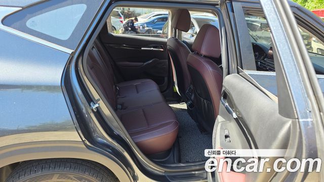 Kia Seltos Gasoline 1.6 Turbo 4WD Noblesse 2020 — фото 12