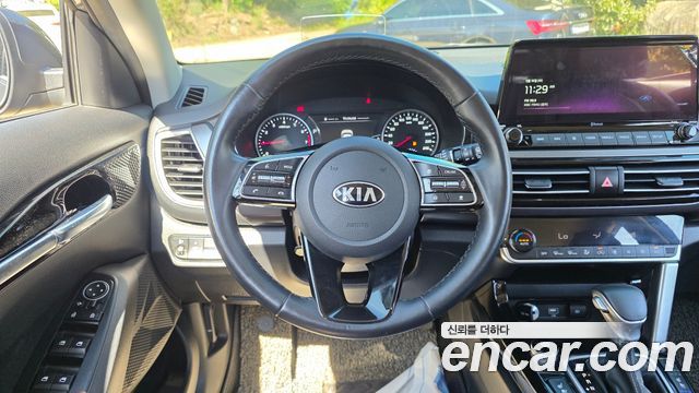 Kia Seltos Gasoline 1.6 Turbo 4WD Noblesse 2020 — фото 13