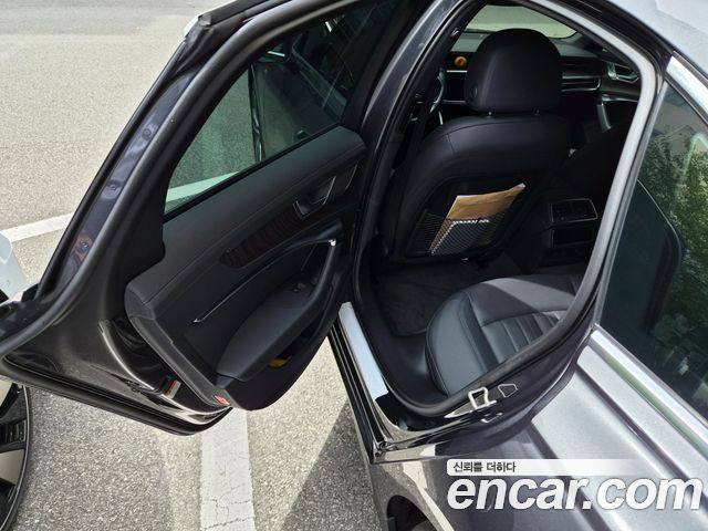 Audi A6 (C8) 45 TFSI Premium 2023 — фото 7