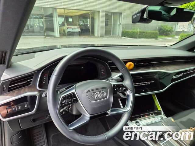 Audi A6 (C8) 45 TFSI Premium 2023 — фото 8