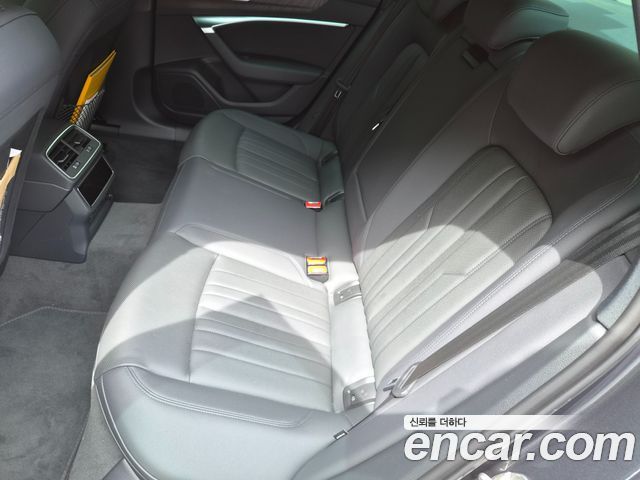 Audi A6 (C8) 45 TFSI Premium 2023 — фото 9