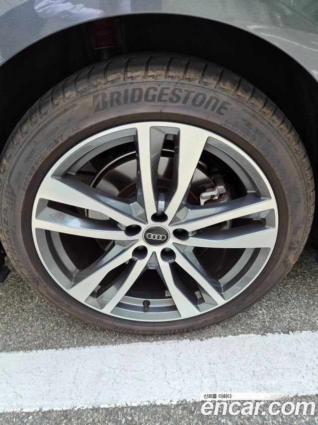 Audi A6 (C8) 45 TFSI Premium 2023 — фото 18