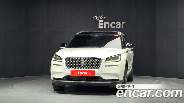 Lincoln Corsair 2.0 Reserve AWD 2022 — фото 3