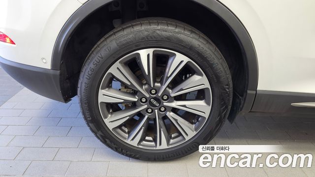 Lincoln Corsair 2.0 Reserve AWD 2022 — фото 5