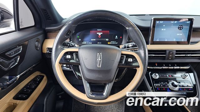 Lincoln Corsair 2.0 Reserve AWD 2022 — фото 13