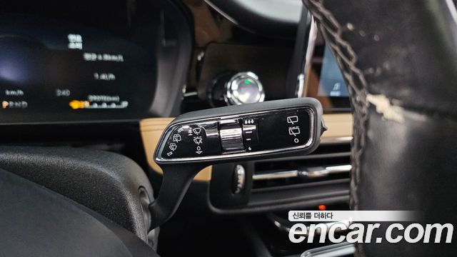 Lincoln Corsair 2.0 Reserve AWD 2022 — фото 30
