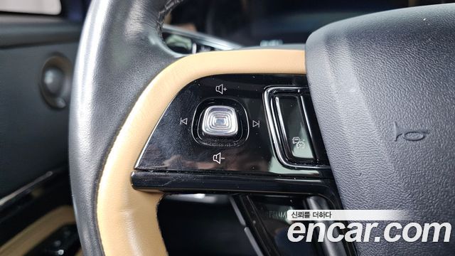 Lincoln Corsair 2.0 Reserve AWD 2022 — фото 32