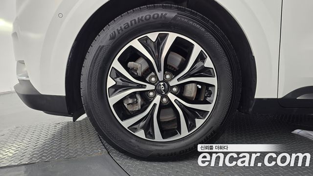 Kia Carnival (IV) Gasoline 9-Seater Signature 2023 — фото 5