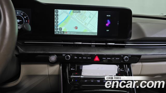 Kia Carnival (IV) Gasoline 9-Seater Signature 2023 — фото 12