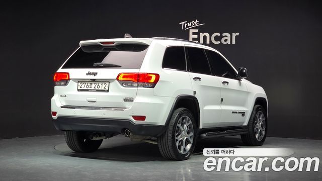 Jeep Grand Cherokee 3.6 Limited WK2 2019 — фото 2