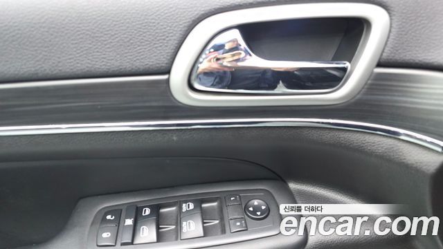 Jeep Grand Cherokee 3.6 Limited WK2 2019 — фото 28