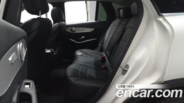 Mercedes-Benz GLC-Class (X253) GLC220 d 4MATIC 2018 — фото 12