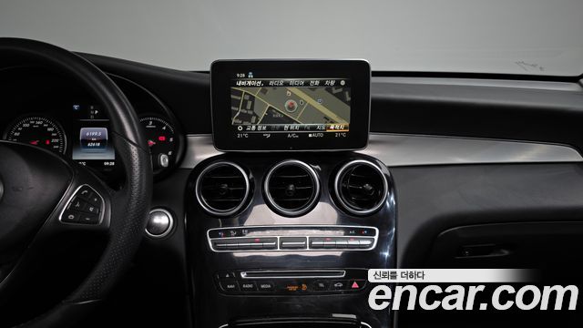 Mercedes-Benz GLC-Class (X253) GLC220 d 4MATIC 2018 — фото 14