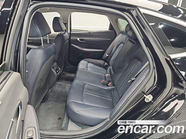 Hyundai Sonata The Edge (DN8) 2.0 Exclusive 2024 — фото 22