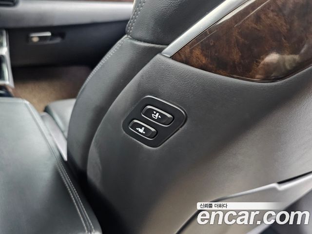 Genesis EQ900 3.8 GDI AWD Luxury 2016 — фото 21