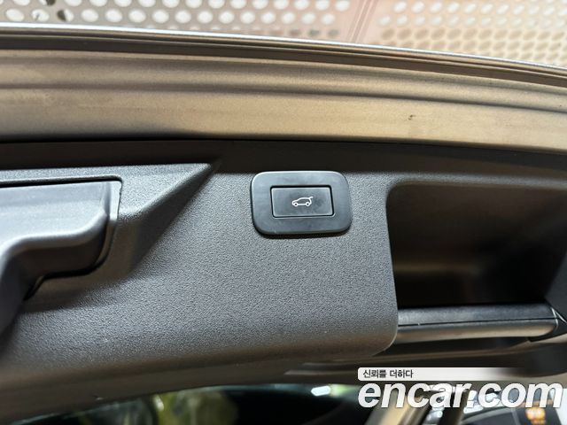 Land Rover Discovery Sport (II) P250 S 2023 — фото 20