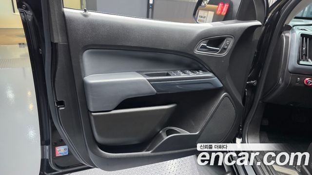 Chevrolet Real New Colorado 3.6 Z71-X Midnight 4WD 2021 — фото 24