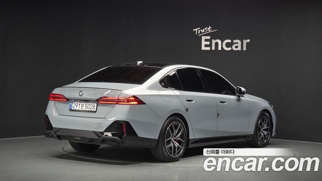 BMW 5 Series (G60) 520i Special Edition 2026 — фото 2