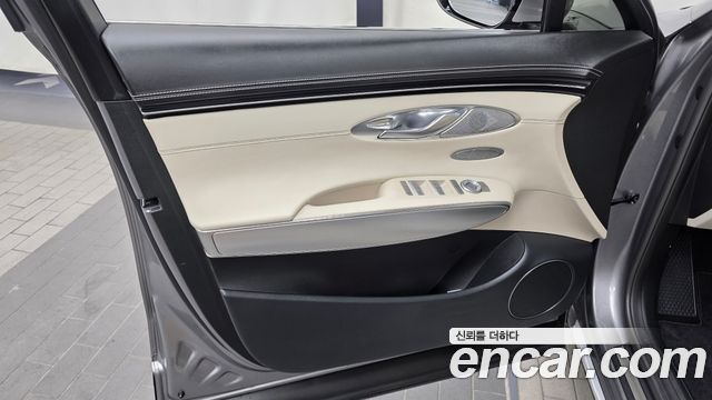 Genesis GV70 2.5T Gasoline 2WD 2021 — фото 24