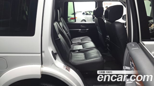 Land Rover Discovery 4 3.0 SDV6 HSE 2016 — фото 12
