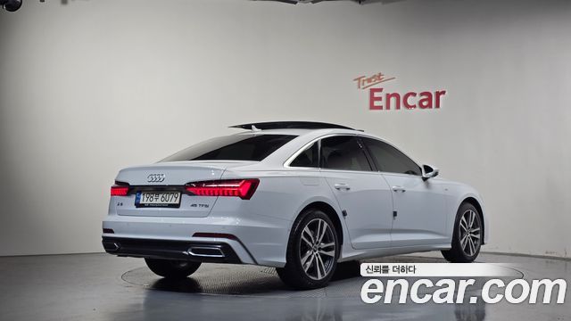 Audi A6 (C8) 45 TFSI Premium 2023 — фото 2
