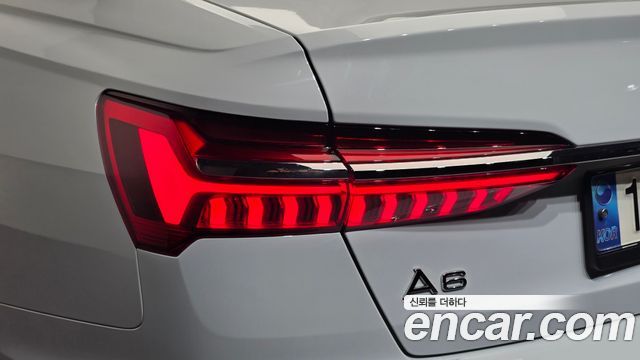 Audi A6 (C8) 45 TFSI Premium 2023 — фото 23