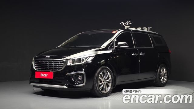 Kia Carnival 9-Seater Prstige 2020 — фото 1