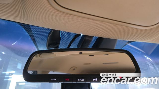 Kia Carnival 9-Seater Prstige 2020 — фото 17