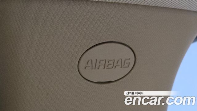 Kia Carnival 9-Seater Prstige 2020 — фото 33