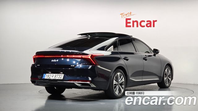 Kia K8 Hybrid Signature 2022 — фото 2