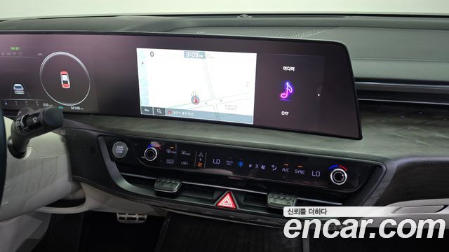 Kia K8 Hybrid Signature 2022 — фото 17