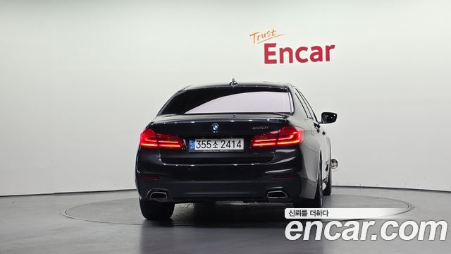 BMW 5 Series (G30) 520i M Sport 2020 — фото 4