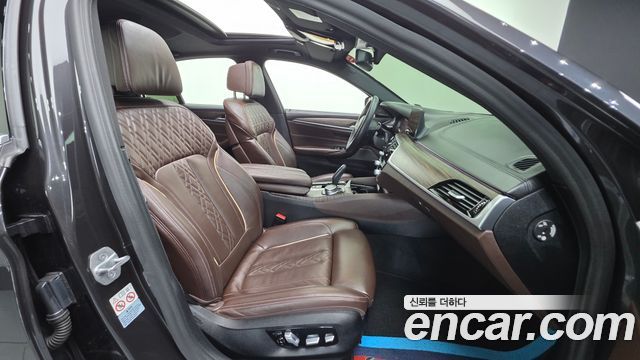 BMW 5 Series (G30) 520i M Sport 2020 — фото 10