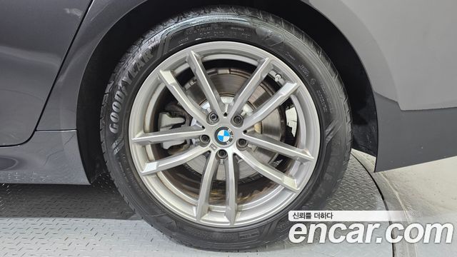 BMW 5 Series (G30) 520i M Sport 2020 — фото 21