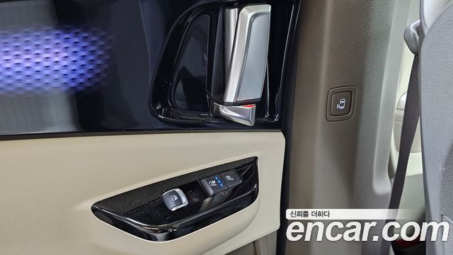 Kia Carnival (IV) Gasoline 9-Seater Hi-Limousine Signature 2023 — фото 18