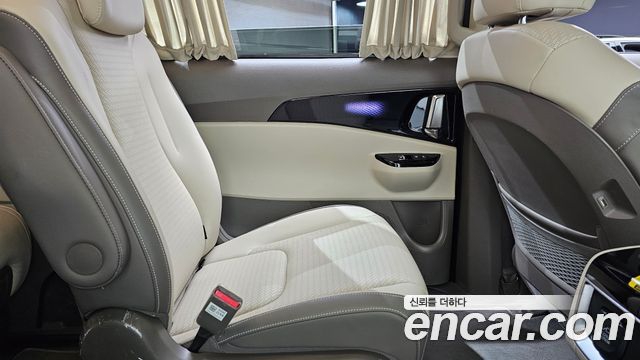 Kia Carnival (IV) Gasoline 9-Seater Hi-Limousine Signature 2023 — фото 25
