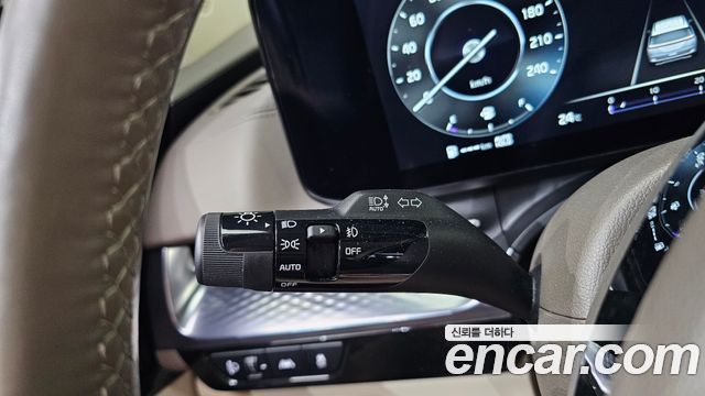 Kia Carnival (IV) Gasoline 9-Seater Hi-Limousine Signature 2023 — фото 29