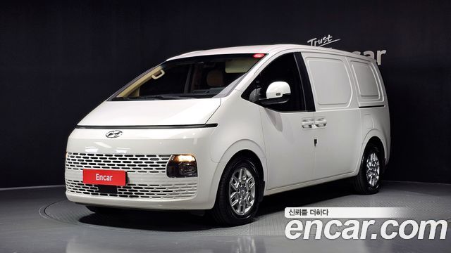 Hyundai Staria Cargo 3-Seater Modern 2022 — фото 1