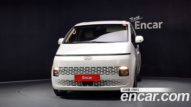 Hyundai Staria Cargo 3-Seater Modern 2022 — фото 3