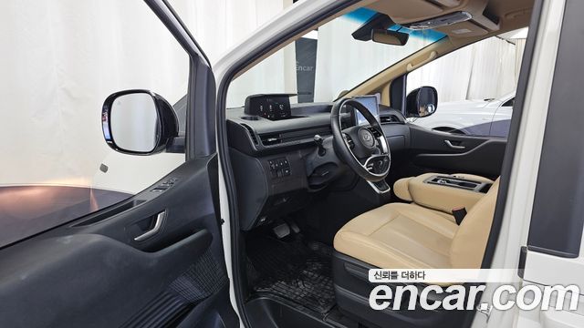 Hyundai Staria Cargo 3-Seater Modern 2022 — фото 10