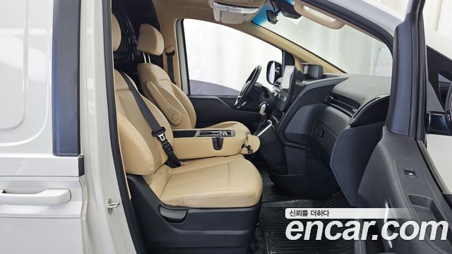 Hyundai Staria Cargo 3-Seater Modern 2022 — фото 11